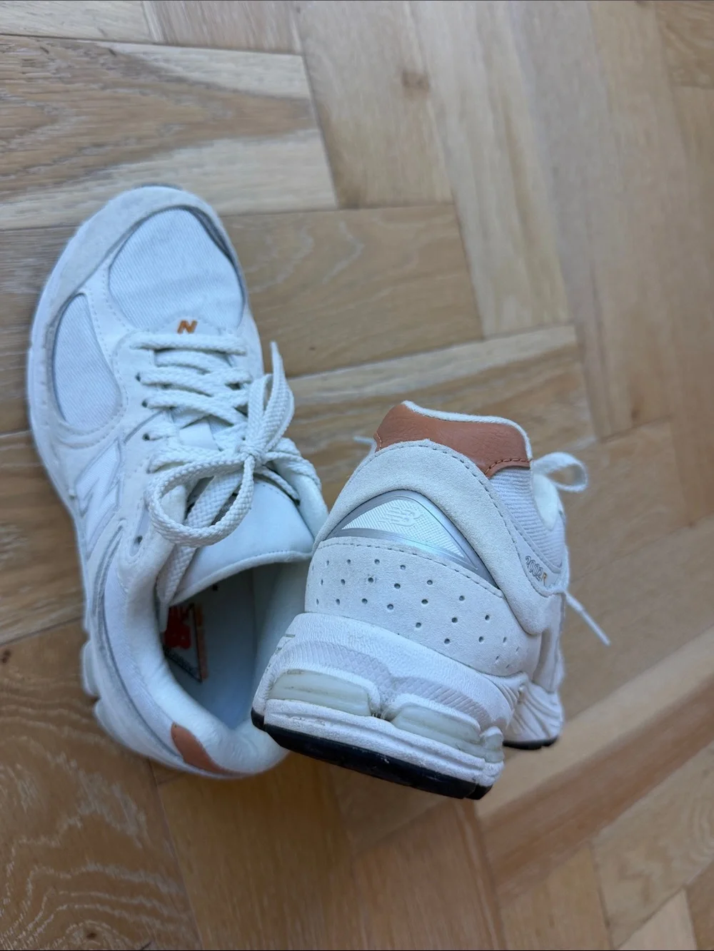 New Balance Women's Off-White and Tan Sneakers